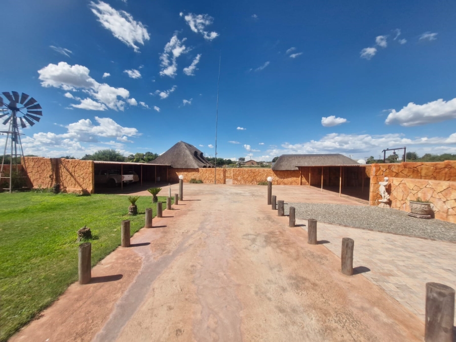 10 Bedroom Property for Sale in Kathu Northern Cape